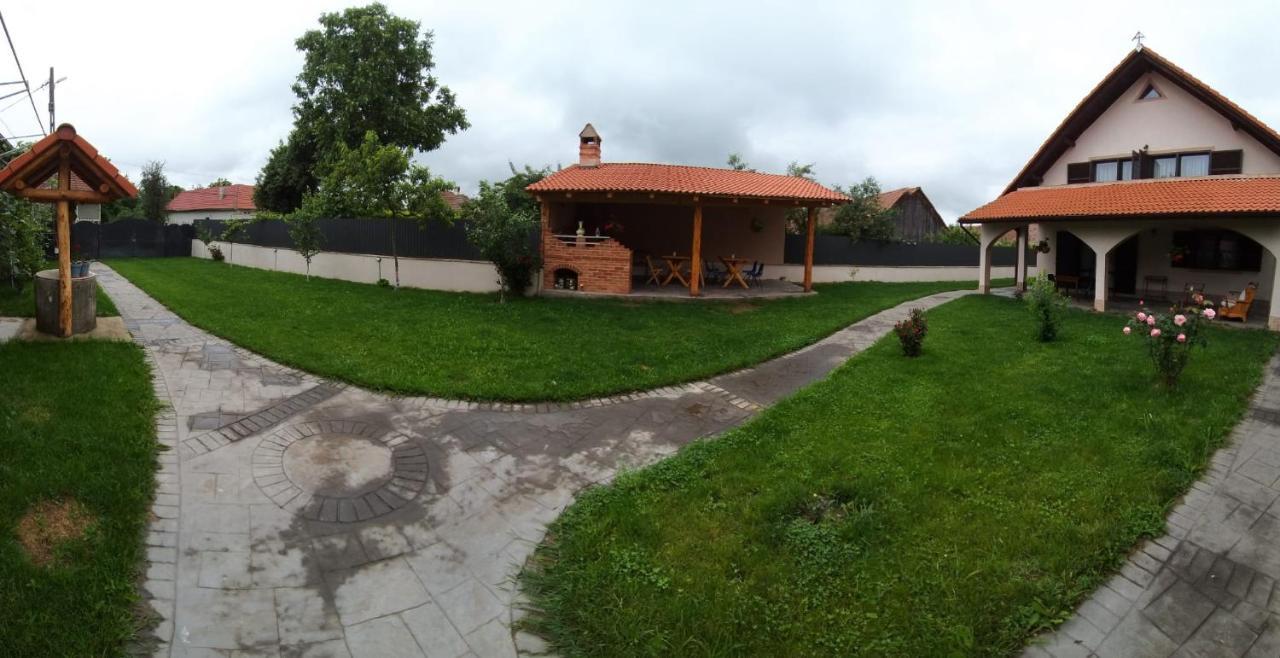 Pensiunea Simona Sîmbăta de Sus Buitenkant foto