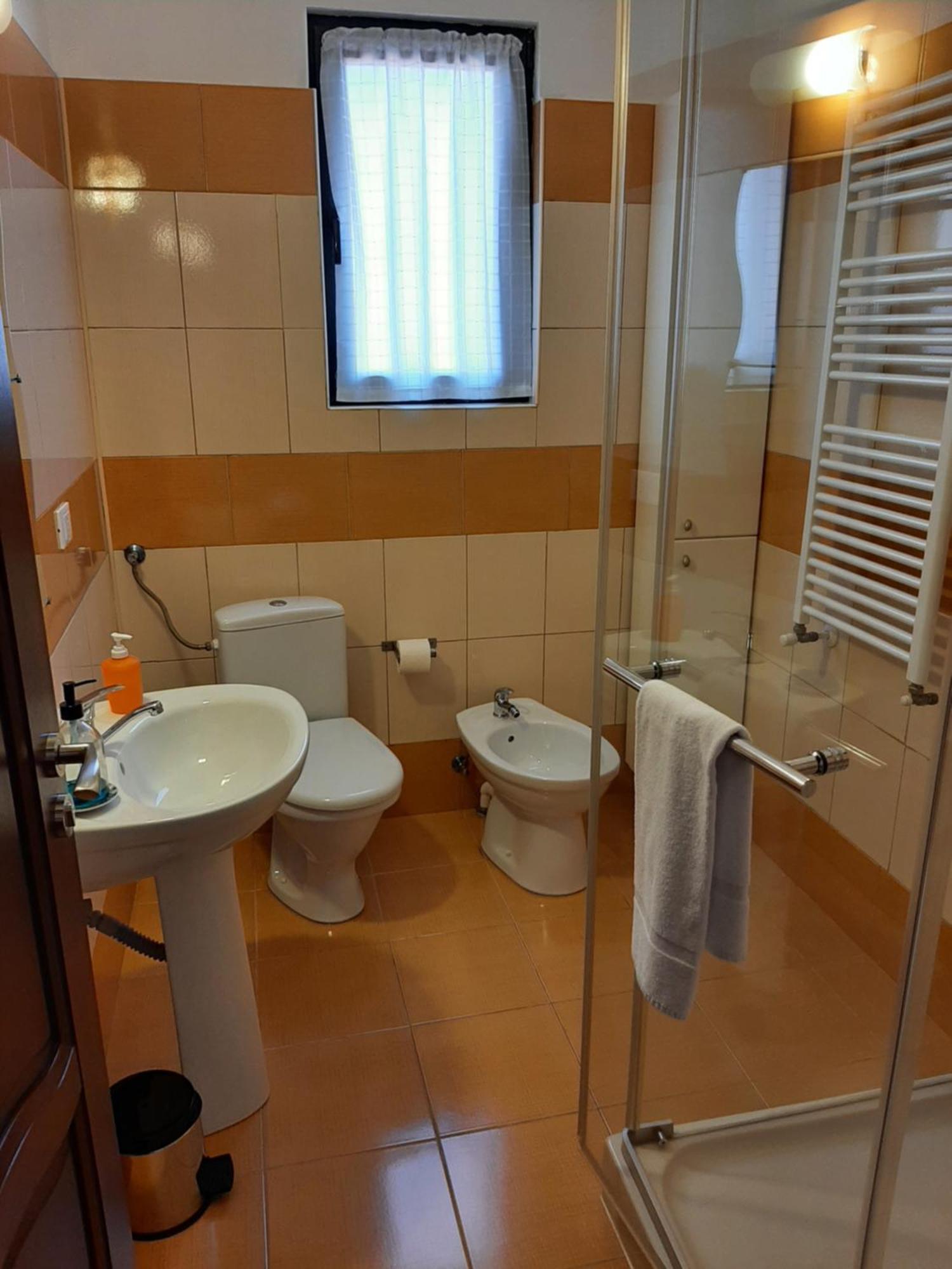 Pensiunea Simona Sîmbăta de Sus Kamer foto